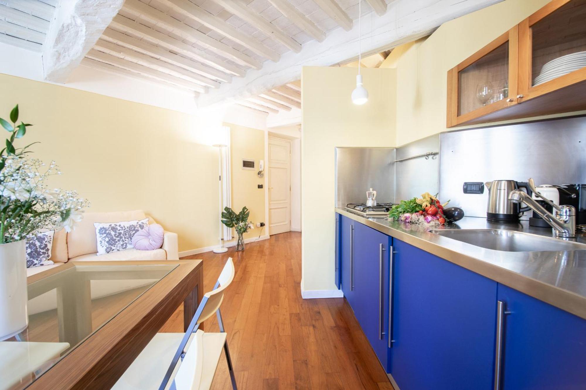 A Casa Di Irene Apartment ลุคคา ภายนอก รูปภาพ